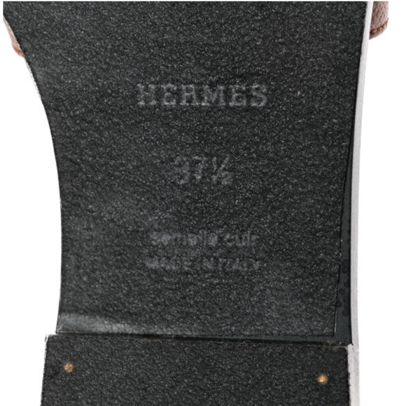 HERMES
Epsom Oran Sandals 37.5 Naturel - Picture 5 of 12